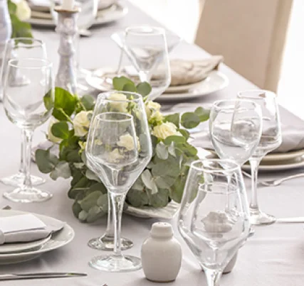 La Lavandiere Saint Remoise Blanchisserie Saint Remy De Provence Parures De Table